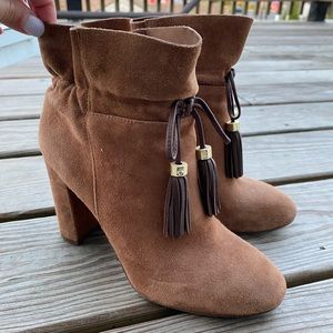 Brown ankle boots in excellent condition! 🤎